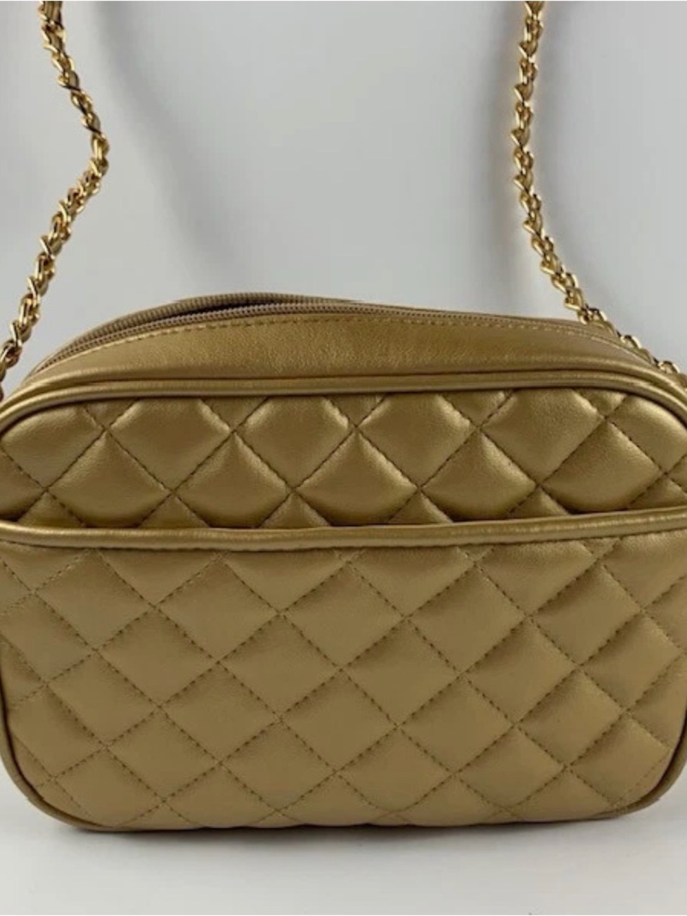 Vintage Quilted Metallic Gold Crossbody Bag with Chain Strap